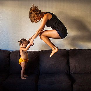 Koltuk tepelerinde zıplarken